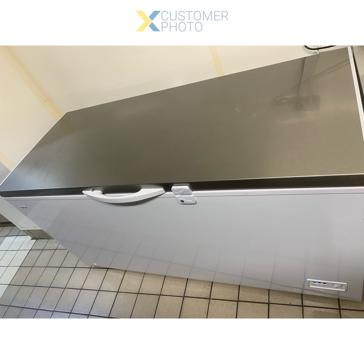 Chest freezer Solid Stainless steel lid 562 litres | BD505JA