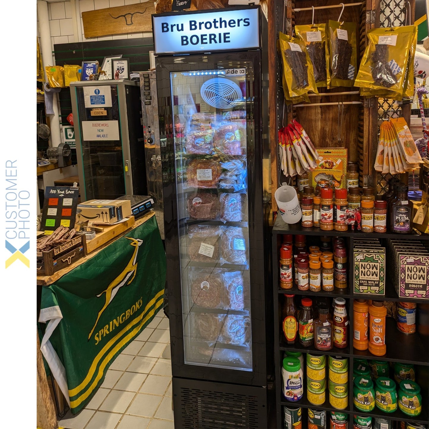 Commercial Display Freezer Upright 105 litres Hinged glass door LED canopy Black | SD105B